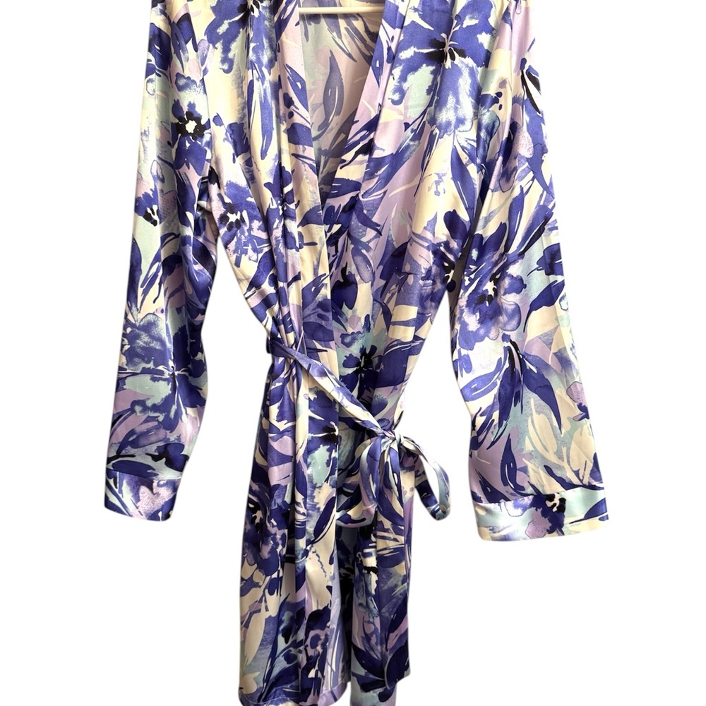 Apt. 9 Robe in Lavender and Ivory